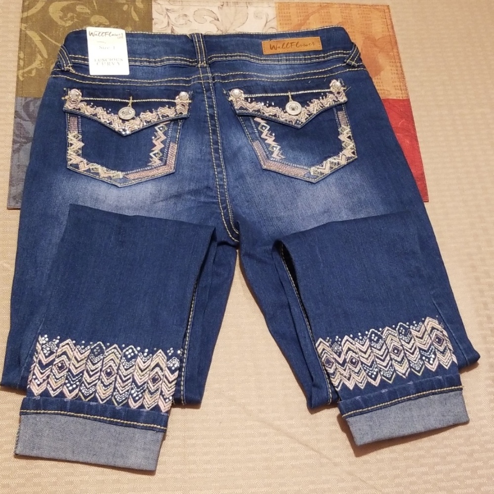 Wall Flower Jeans